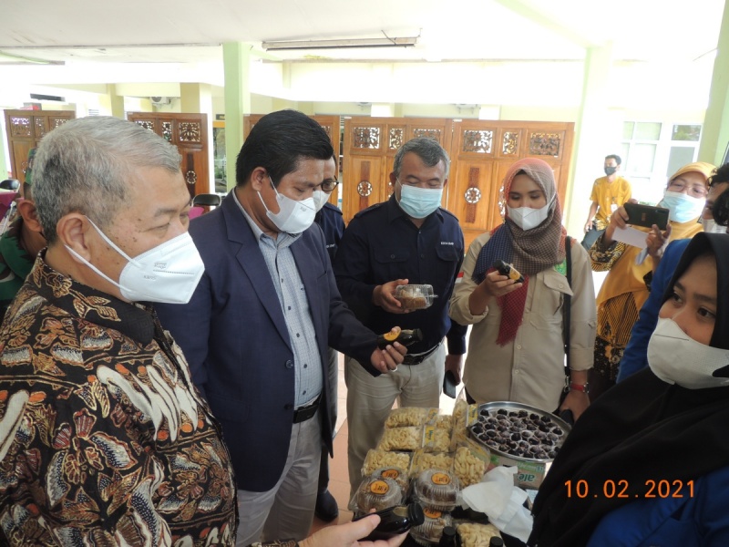 Serabi Kuah Durian Hasil Inovasi Mahasiswa Berita 18.5
